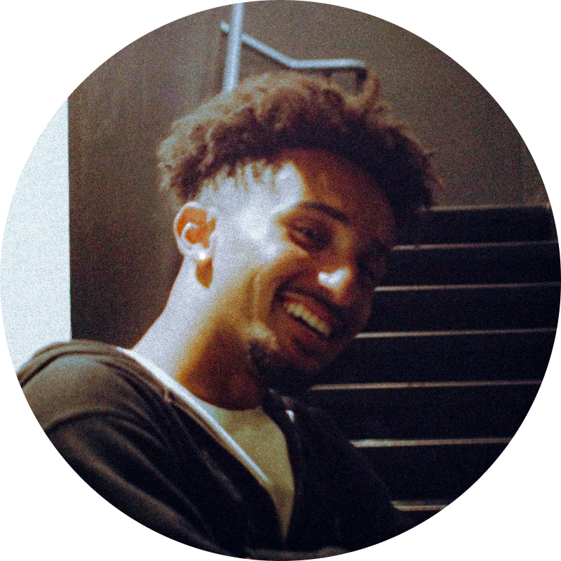 Headshot of Henok Tesfa